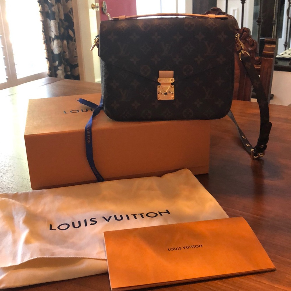 Louis Vuitton Pochette Métis MM MNG NWT handbag